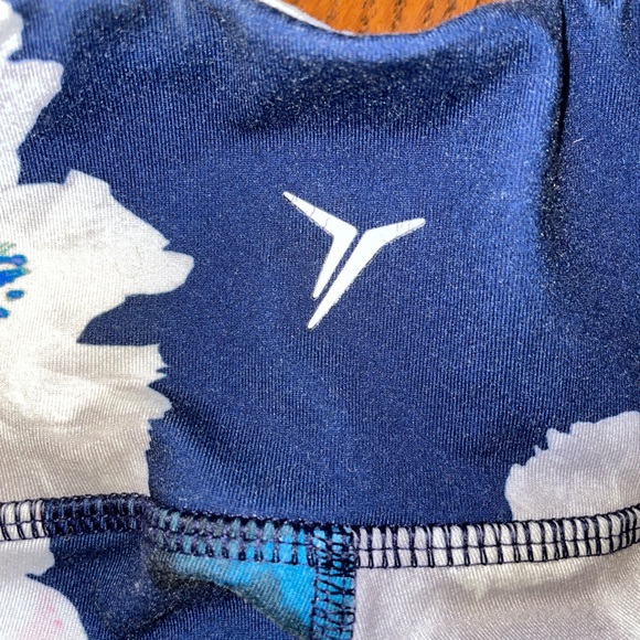 Old Navy Active Go-Dry Womens Floral Leggings Wotkout Pants Size Small - Picture 7 of 8